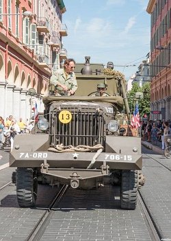 2015-nice-2808-77